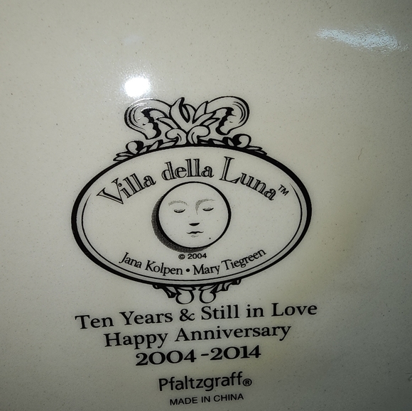 Pfaltzgraff Villa Della Luma pitcher. - Picture 5 of 5